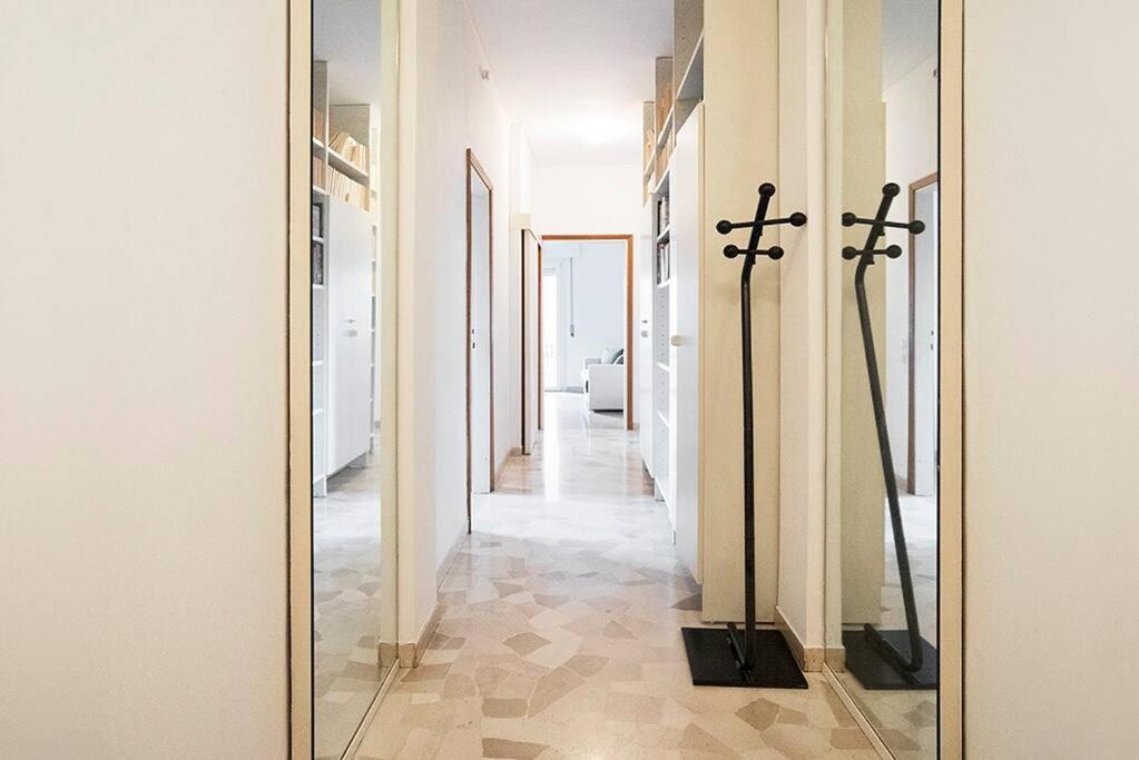 In Centro - Apt. Elegante Nel Cuore Di Mantua